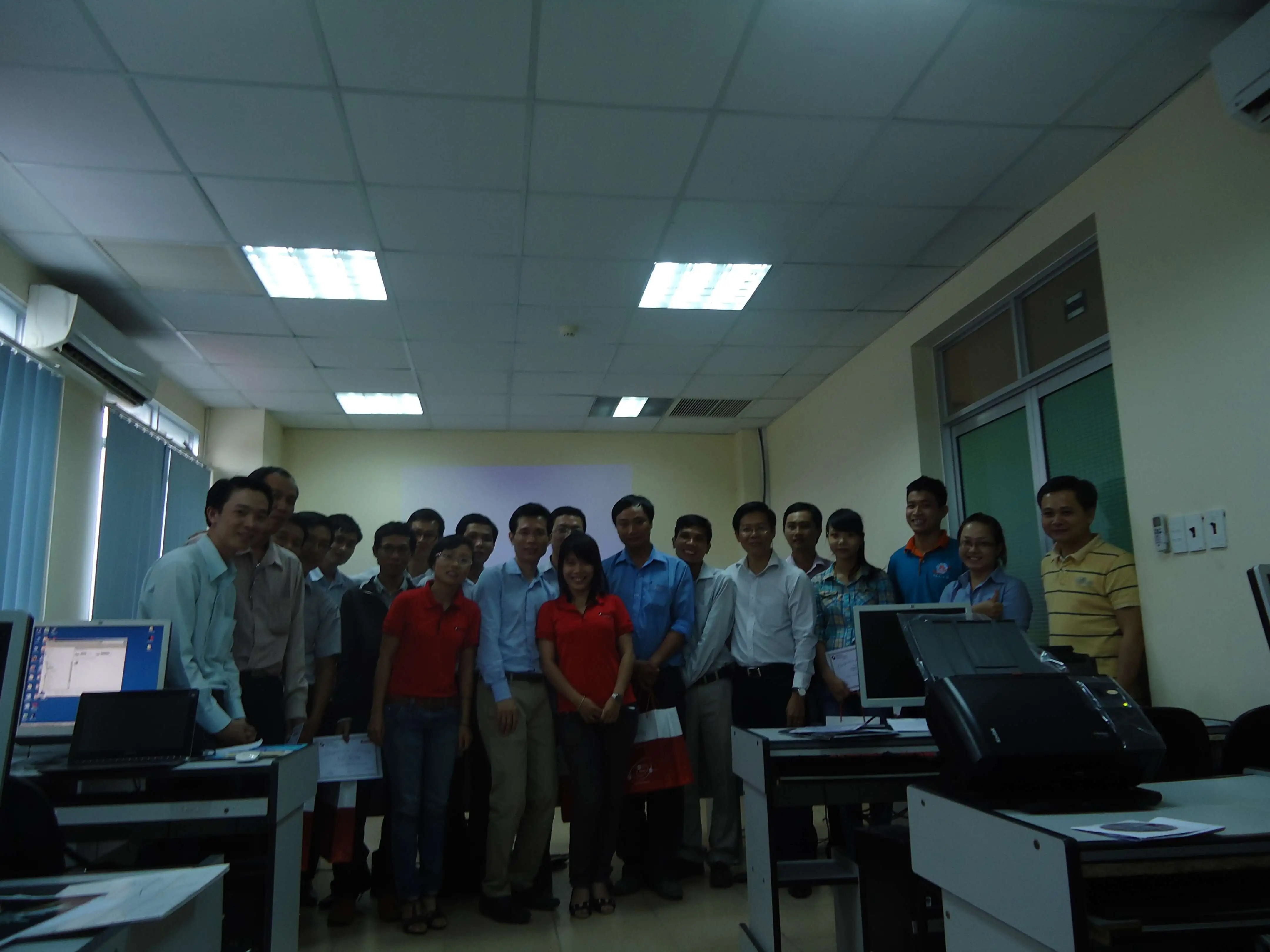 Khuê Tú tham gia khoá tập huấn: Tư vấn và hỗ trợ bán hàng cho máy quét tài liệu Kodak 2013 Khuê Tú tham gia khoá tập huấn: Tư vấn và hỗ trợ bán hàng cho máy quét tài liệu Kodak 2013