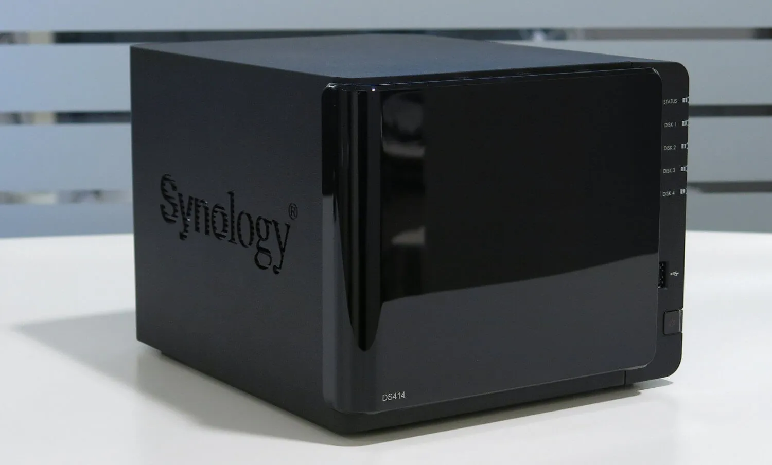 diskstation-ds414-nas-toi-uu-giua-hieu-suat-gia-ca diskstation-ds414-nas-toi-uu-giua-hieu-suat-gia-ca