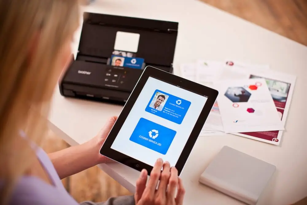 may-scan-mang-network-wifi-brother-ads-1100w-khue-tu